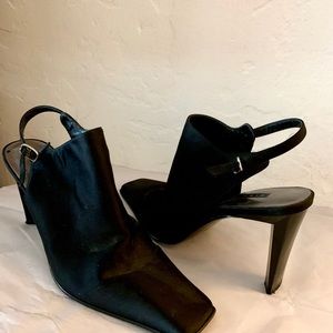 A pair of heels for dress up or causal .